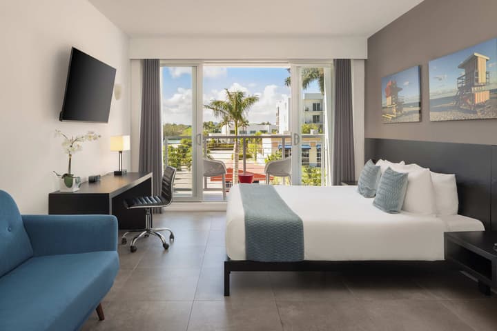 MB Hotel, Trademark Collection by Wyndham