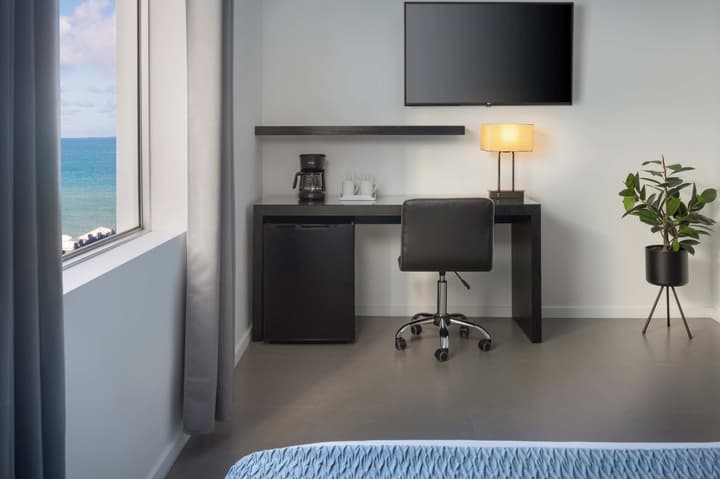 MB Hotel, Trademark Collection by Wyndham