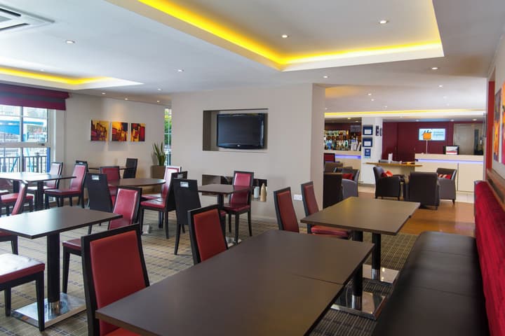 Holiday Inn Express Manchester - Salford Quays by IHG