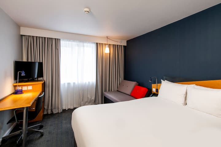 Holiday Inn Express Manchester - Salford Quays by IHG