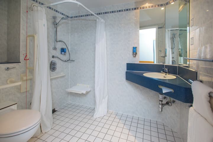 Holiday Inn Express Manchester - Salford Quays by IHG