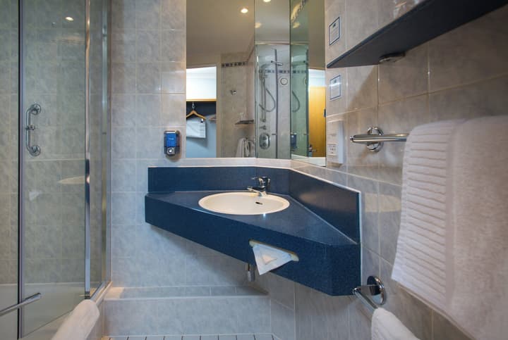 Holiday Inn Express Manchester - Salford Quays by IHG