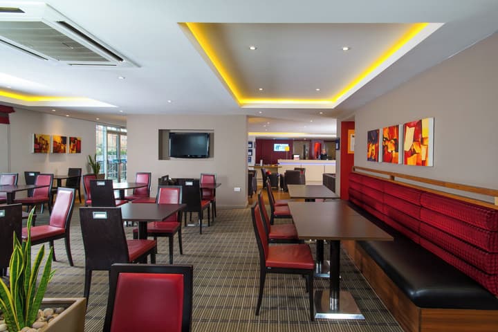 Holiday Inn Express Manchester - Salford Quays by IHG