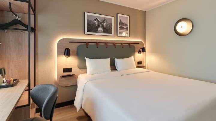 Campanile PRIME - Paris - Porte de Bagnolet