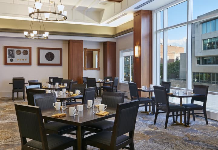 The Inn at Penn, A Hilton Hotel