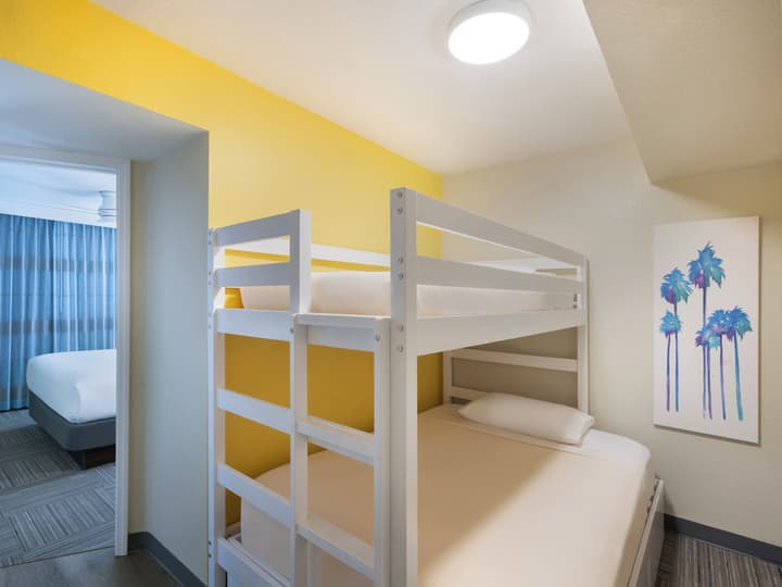 Holiday Inn Resort Orlando Suites - Waterpark by IHG
