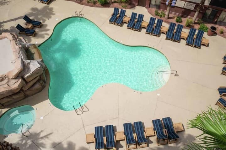 Hampton Inn Tropicana