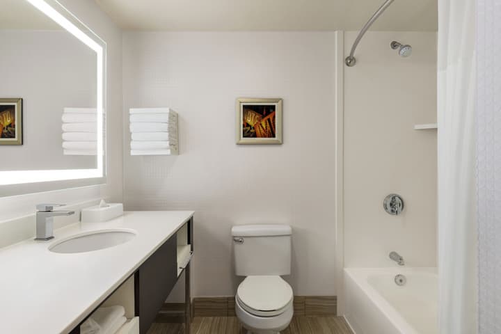 Hampton Inn Tropicana
