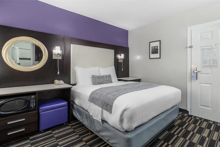 SureStay Hotel by Best Western Beverly Hills West LA