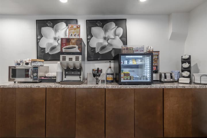 SureStay Hotel by Best Western Beverly Hills West LA