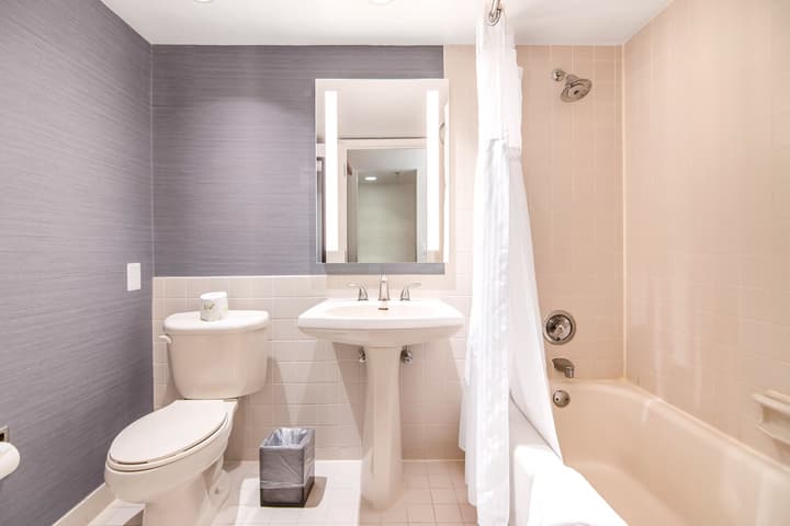 Miami Lakes Hotel