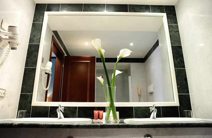 Leonardo Hotel Milan City Center