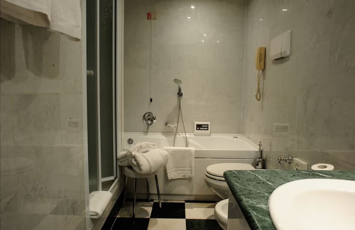 Leonardo Hotel Milan City Center