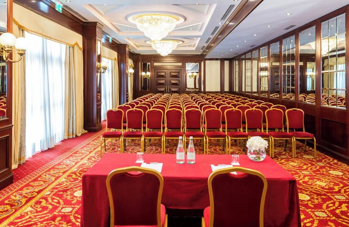 Leonardo Hotel Milan City Center