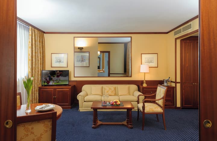 Leonardo Hotel Milan City Center