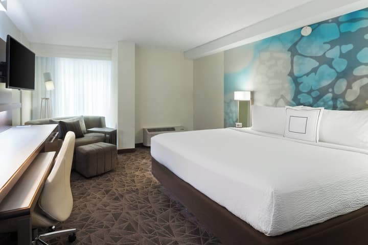 Courtyard by Marriott Miami Downtown