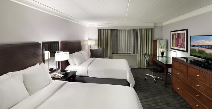 Hilton Mystic