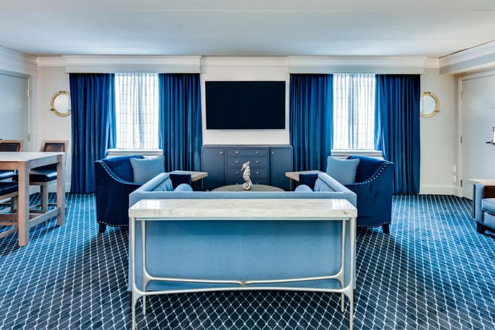 Hilton Mystic