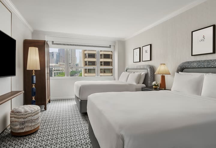 InterContinental Chicago Magnificent Mile by IHG
