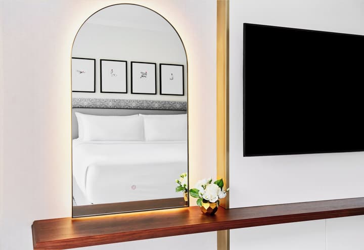 InterContinental Chicago Magnificent Mile by IHG