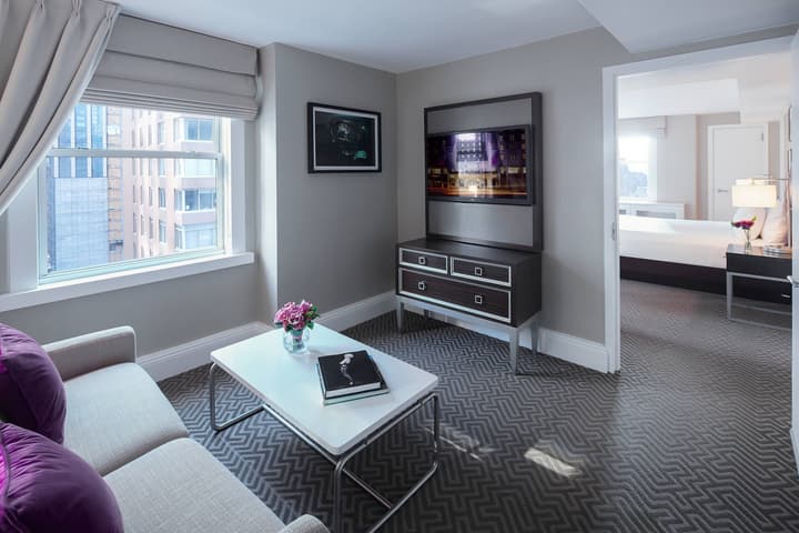 The Lexington Hotel, Autograph Collection