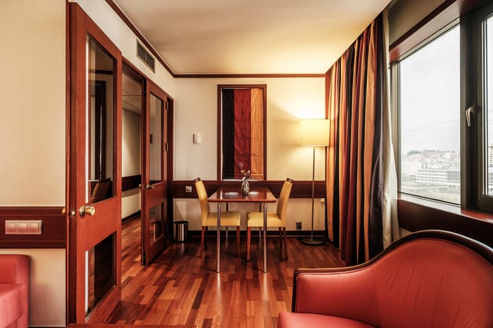 Holiday Inn Lisbon Continental by IHG