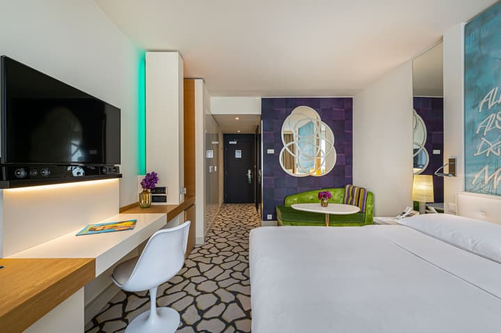 Hotel N'vY