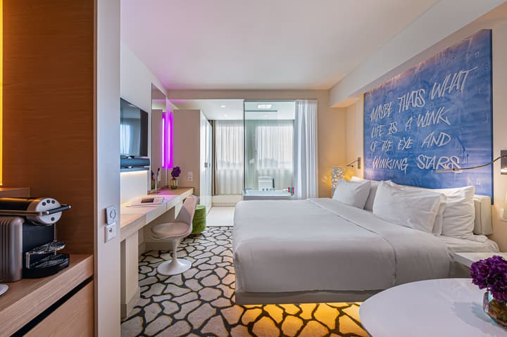 Hotel N'vY
