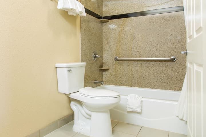 Comfort Inn and Suites San Francisco Airport North