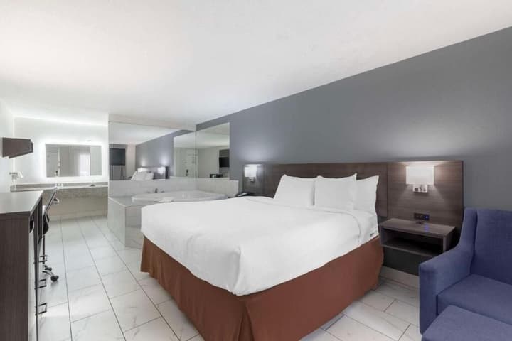 Downtown Inn & Studio Suites