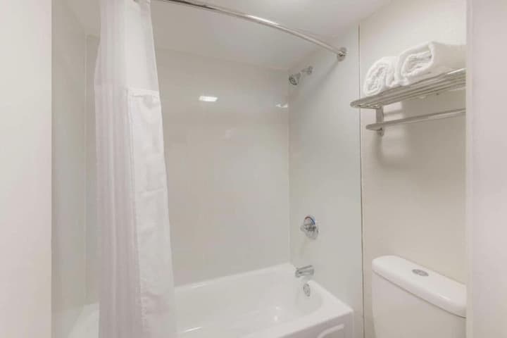 Downtown Inn & Studio Suites