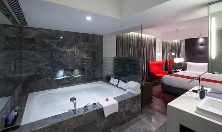 The Mira Hong Kong Hotel