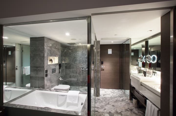 The Mira Hong Kong Hotel