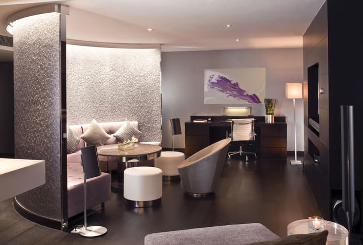 The Mira Hong Kong Hotel