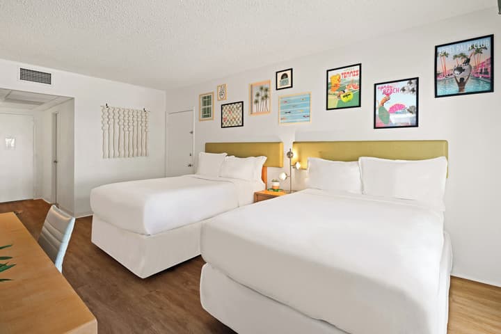 Palm Tree Club Miami Hotel