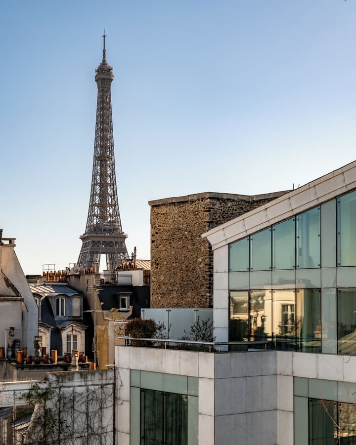 La Clef Tour Eiffel Paris by The Crest Collection