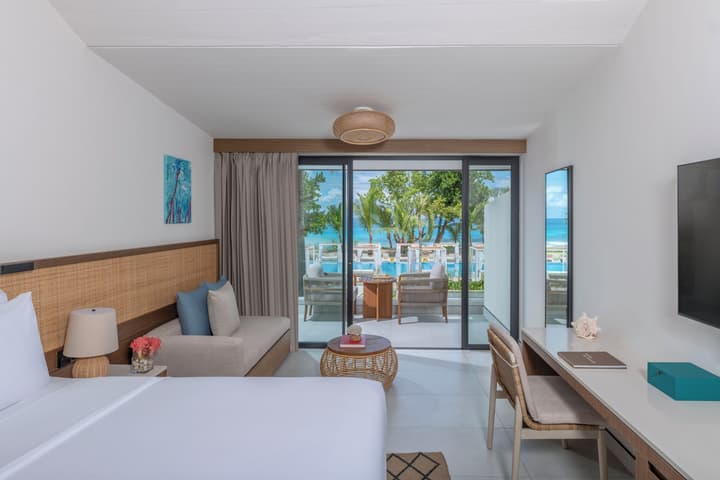 Avani Plus Barbarons Seychelles Resort