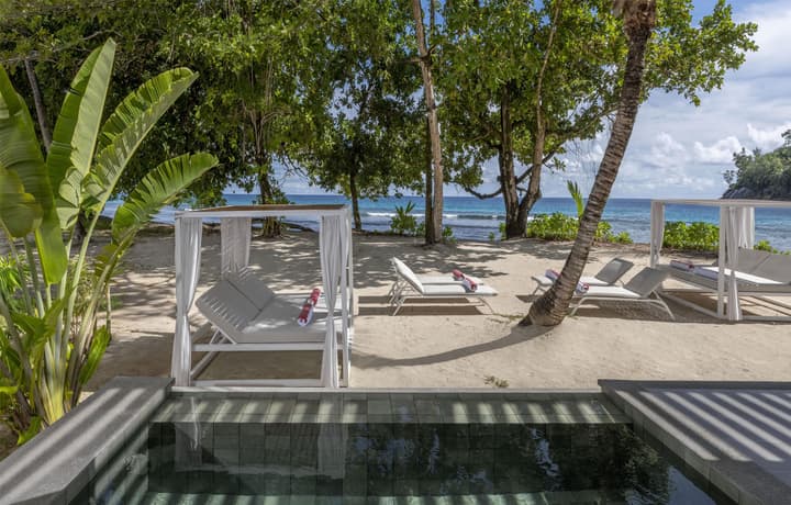 Avani Plus Barbarons Seychelles Resort