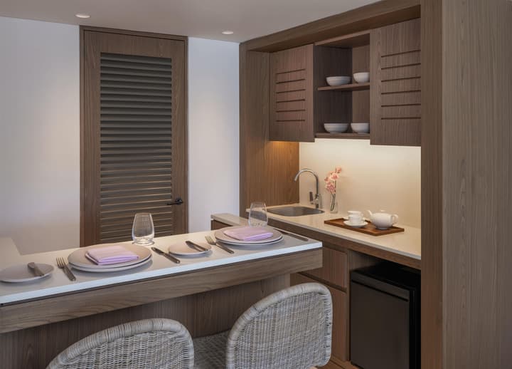 Avani Plus Barbarons Seychelles Resort