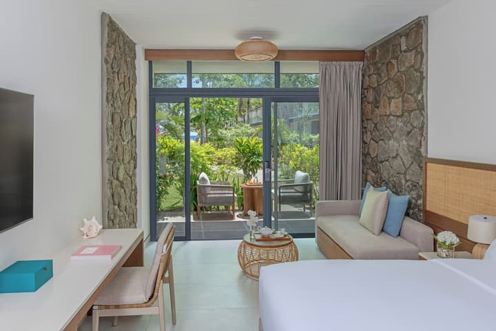 Avani Plus Barbarons Seychelles Resort