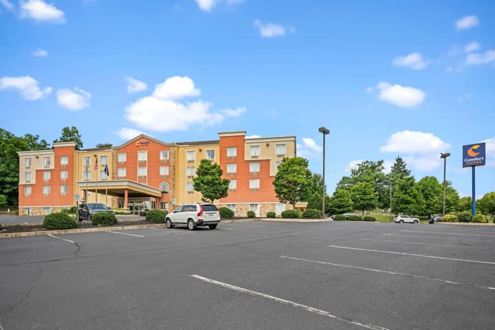 Comfort Suites Near Gettysburg Battlefield Visitor Center
