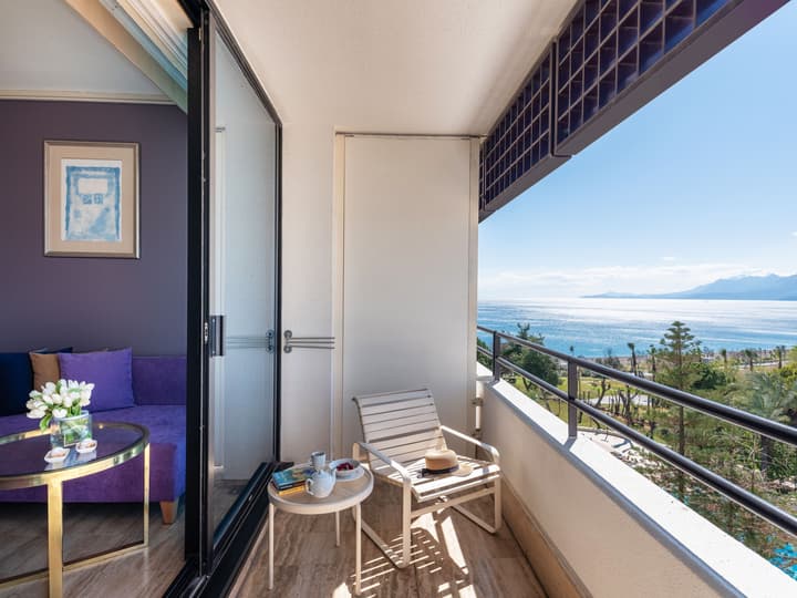 Rixos Downtown Antalya All Inclusive - The Land of Legends Access