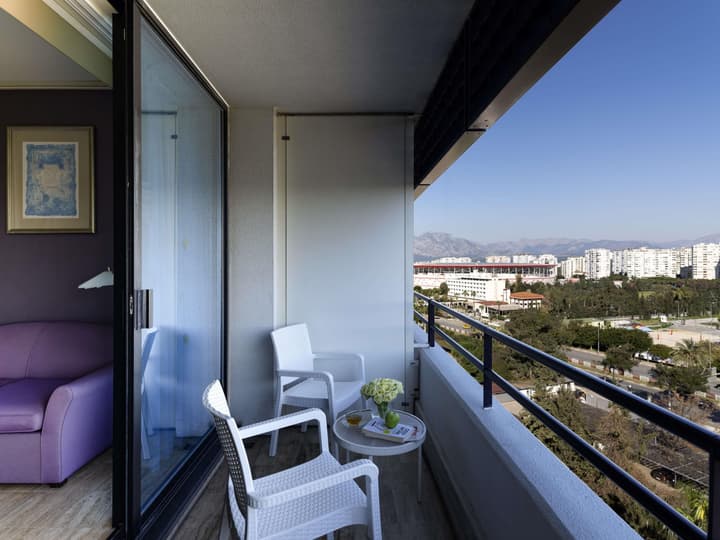 Rixos Downtown Antalya All Inclusive - The Land of Legends Access