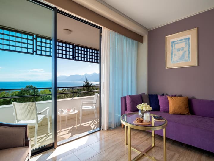 Rixos Downtown Antalya All Inclusive - The Land of Legends Access