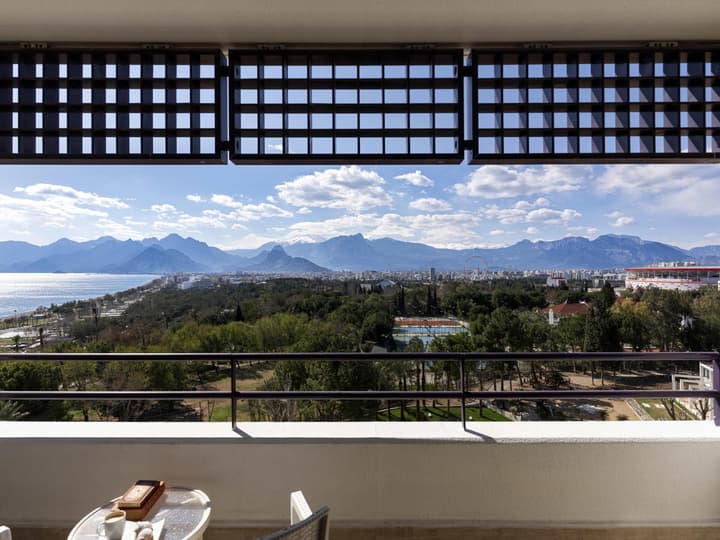 Rixos Downtown Antalya All Inclusive - The Land of Legends Access