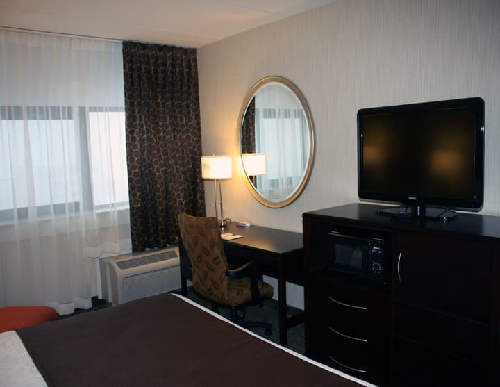 Ramada by Wyndham Buffalo Downtown