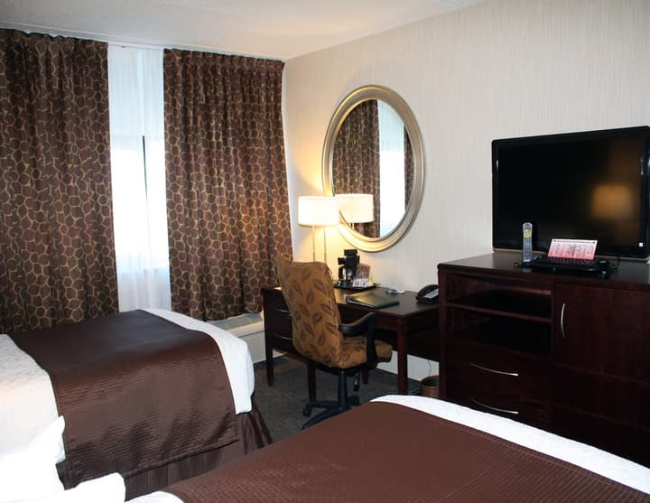 Ramada by Wyndham Buffalo Downtown