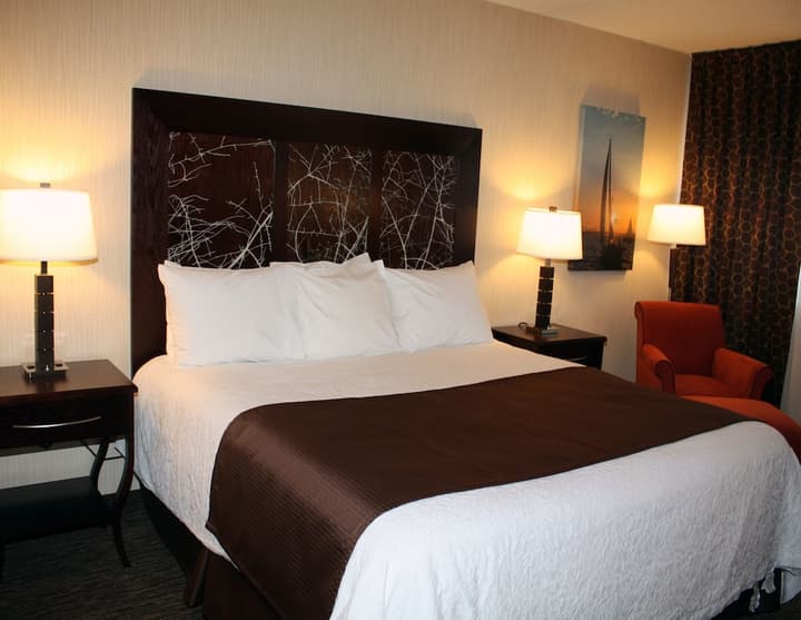 Ramada by Wyndham Buffalo Downtown