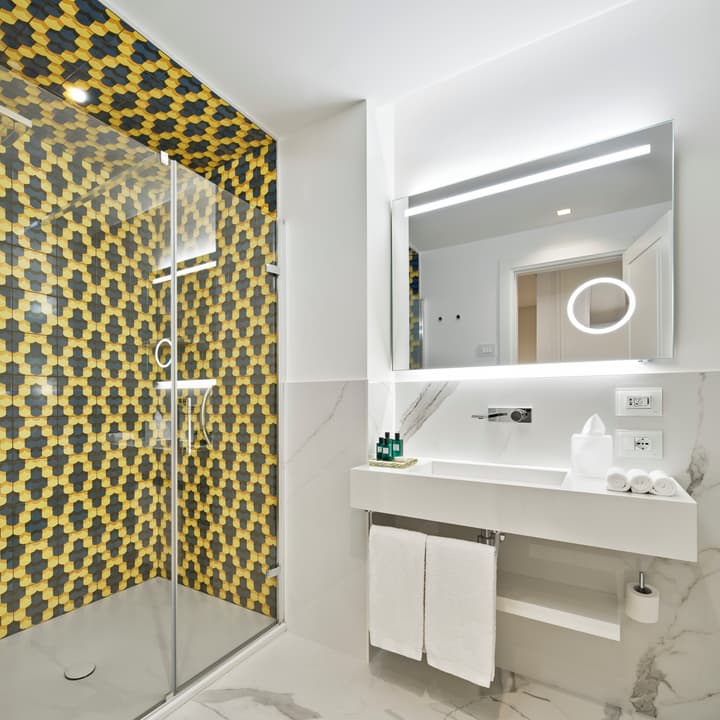 De Bonart Naples, Curio Collection by Hilton