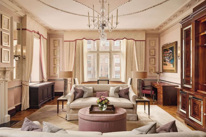 The Connaught, Maybourne